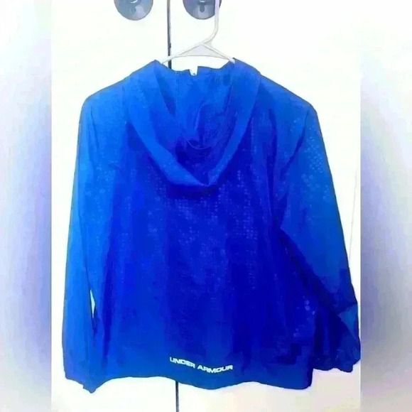 Kids Under Armor PullOver - Picture 2 of 3